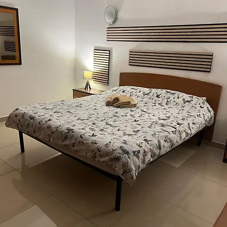 Apartamento Red Door